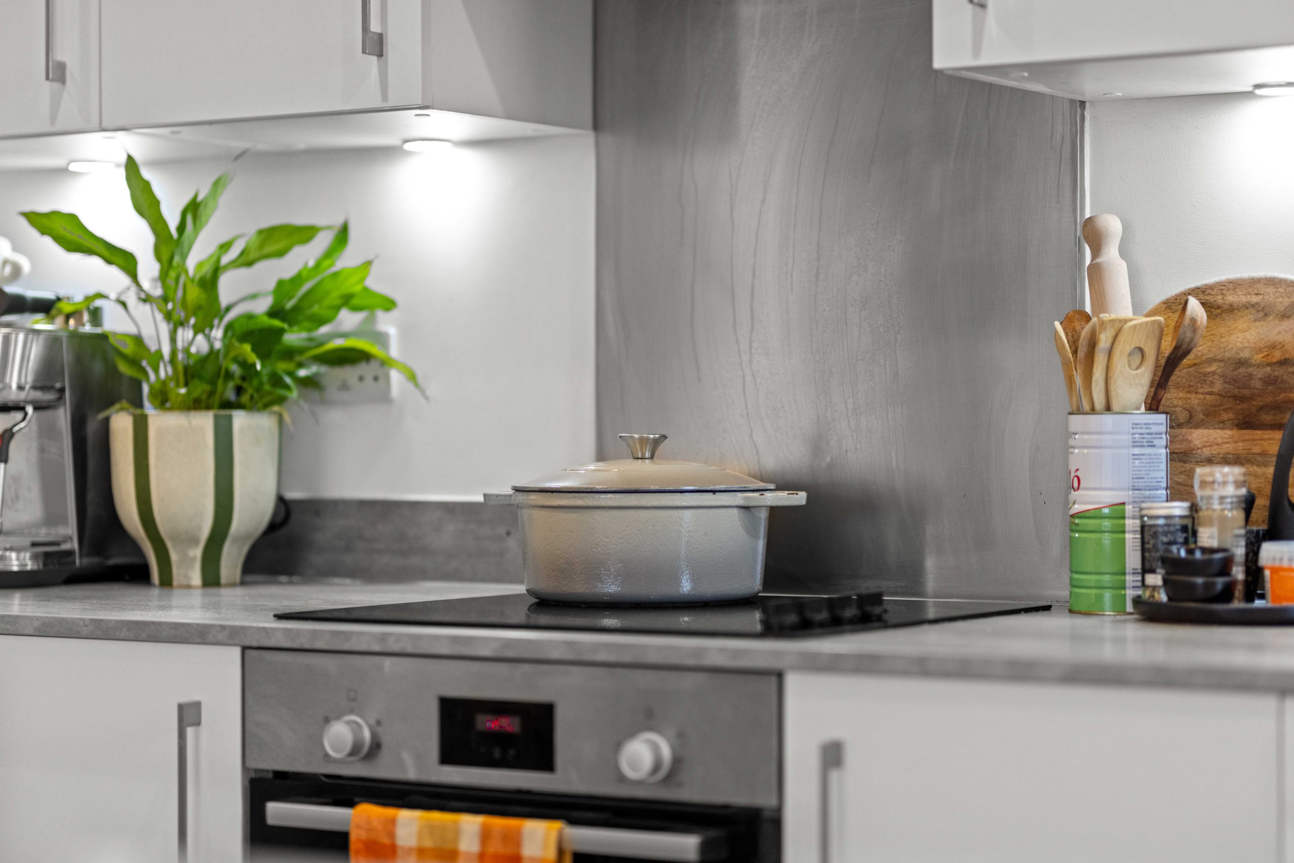 Sears Property Wokingham - bedroom