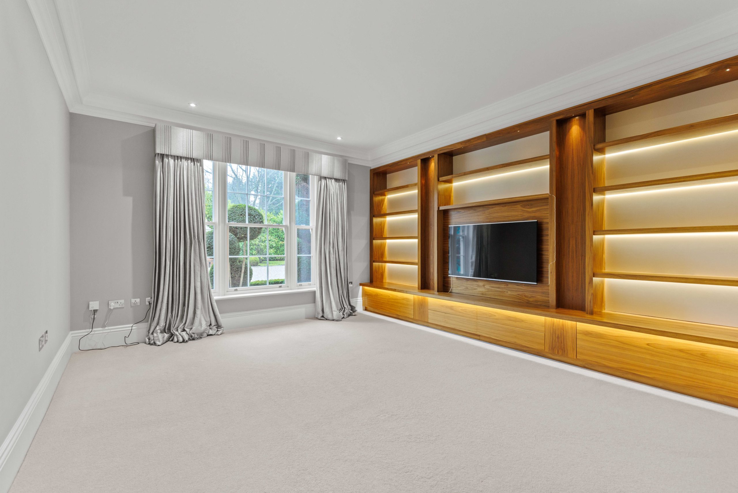 Wentworth Estate interior - lounge and living space