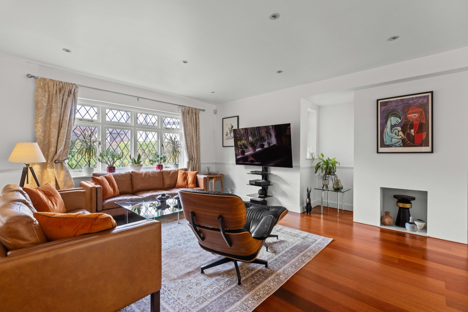 Pinehurst, Sunninghill - living room
