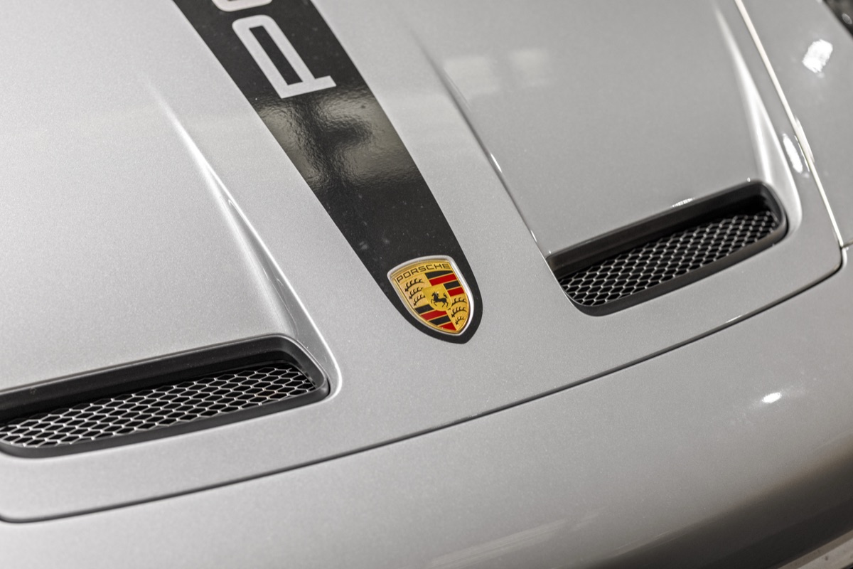 Porsche crest badge on 911 GT3