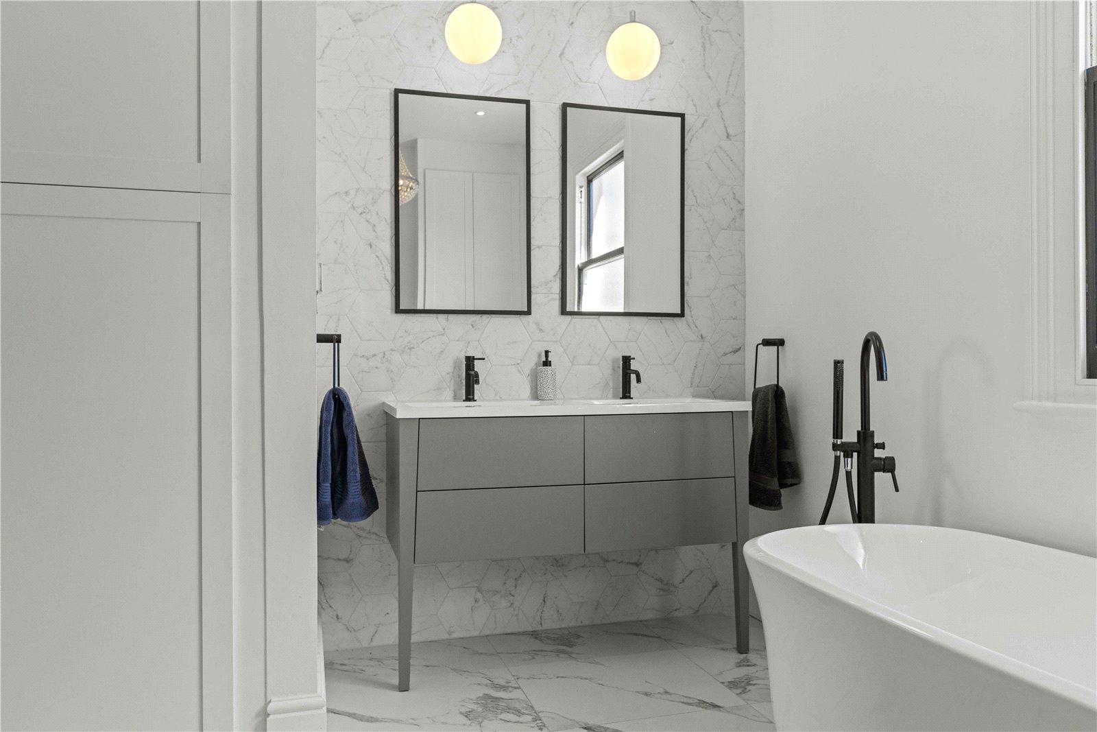 Prince Albert Drive penthouse - marble bathroom with freestanding bath