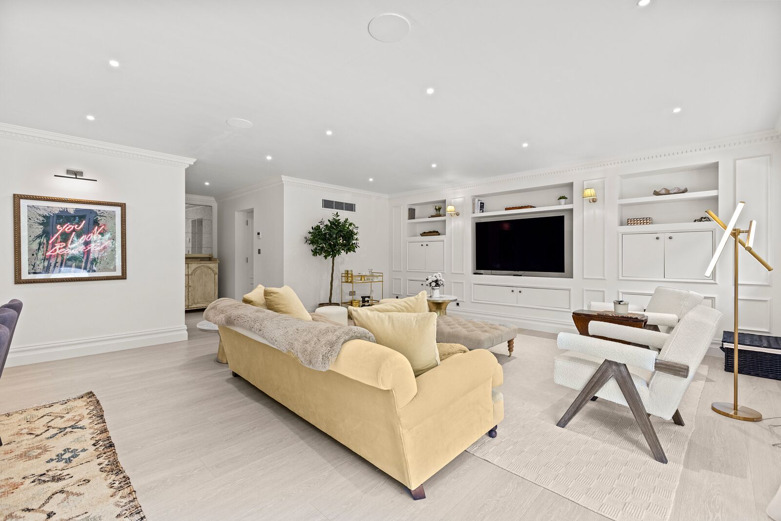 Trotsworth Avenue, Wentworth Estate - family room with media wall