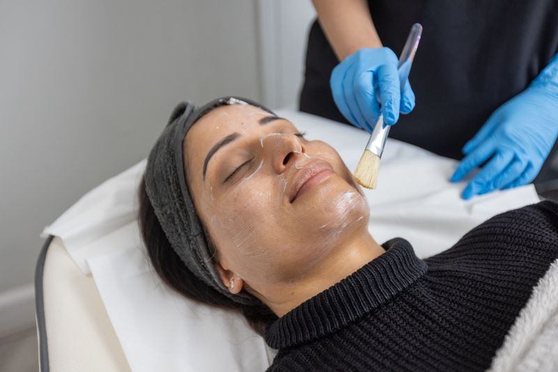 Instagram carousel post - Wentworth Aesthetics